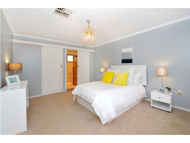 9 Shepherd Court, Coromandel Valley SA 5051