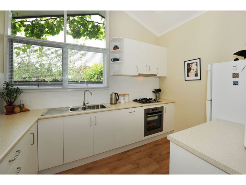 85 Sunnymeade Drive, Aberfoyle Park SA 5159