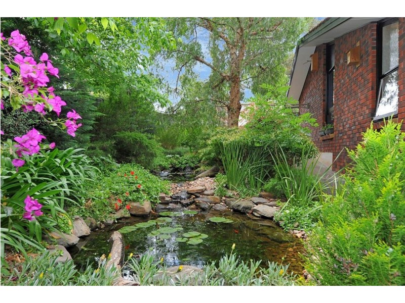 85 Sunnymeade Drive, Aberfoyle Park SA 5159