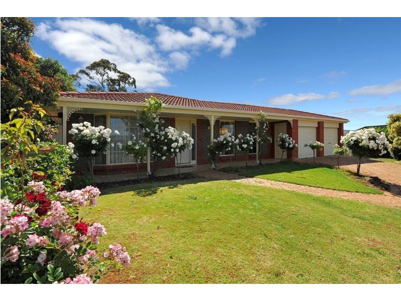 33 York Drive, Flagstaff Hill SA 5159