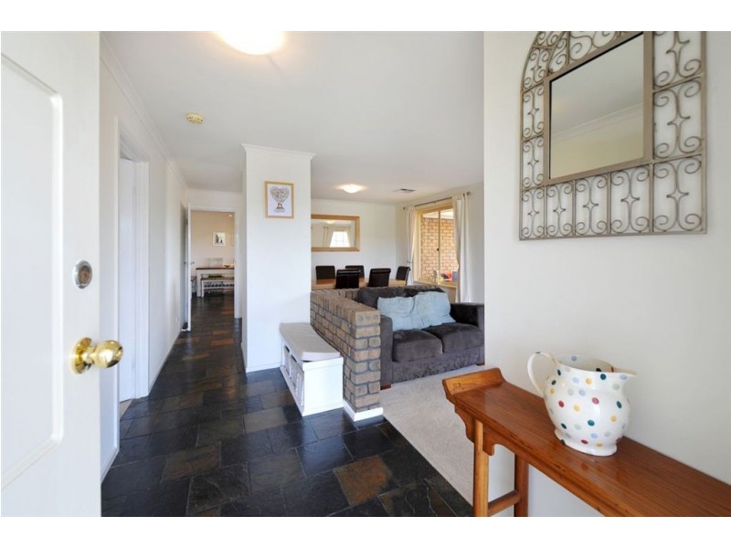 33 York Drive, Flagstaff Hill SA 5159