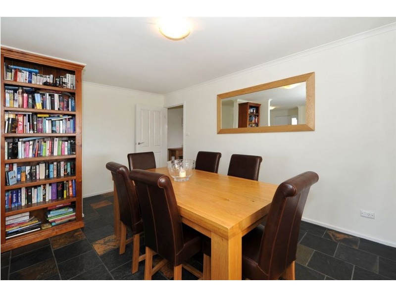 33 York Drive, Flagstaff Hill SA 5159