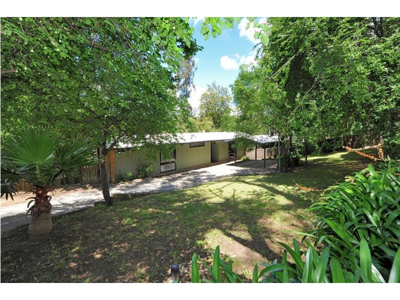 27 Sun Valley Drive, Glenalta SA 5052