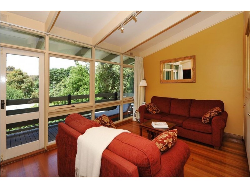 27 Sun Valley Drive, Glenalta SA 5052