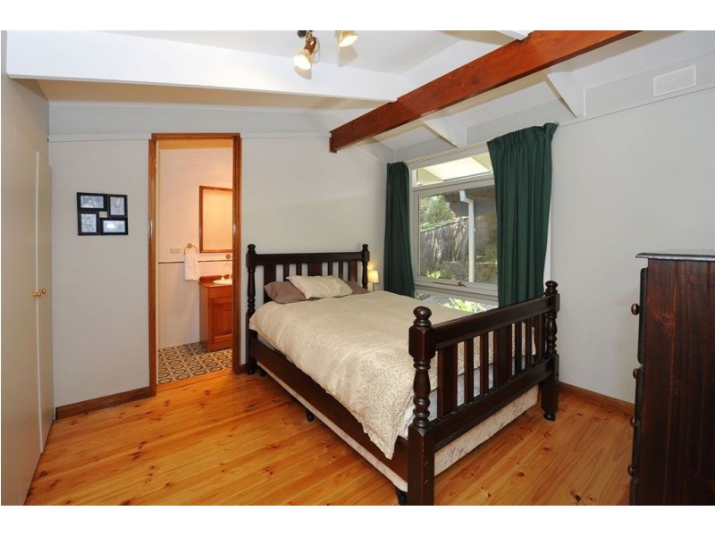 27 Sun Valley Drive, Glenalta SA 5052