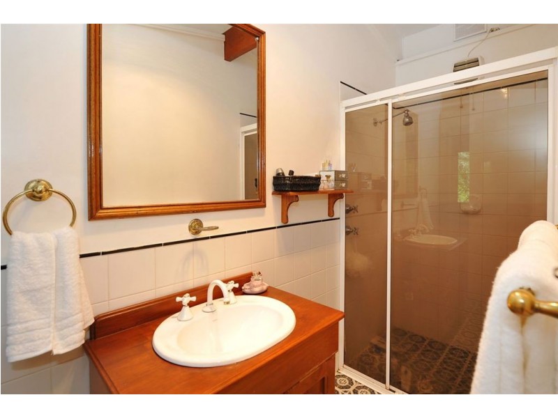 27 Sun Valley Drive, Glenalta SA 5052