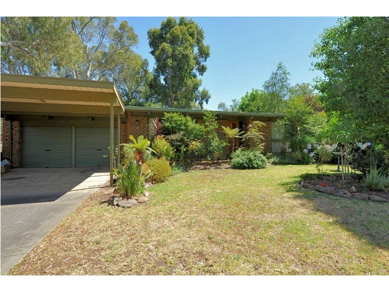 3 Dalpura Grove, Aberfoyle Park SA 5159