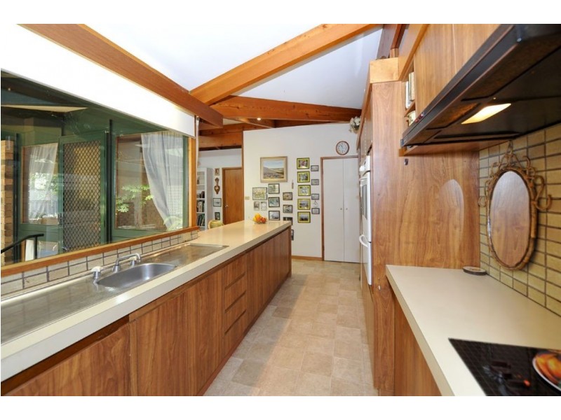 3 Dalpura Grove, Aberfoyle Park SA 5159