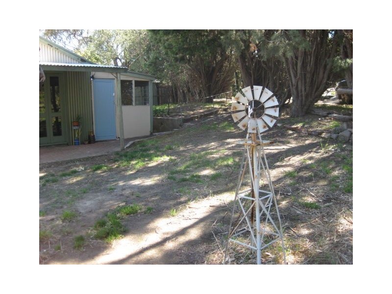 8 Alta Mira Crescent, Belair SA 5052