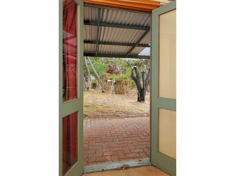 8 Alta Mira Crescent, Belair SA 5052