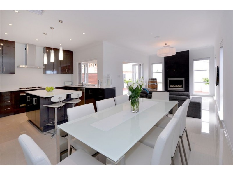 15 Brookman Crescent, Craigburn Farm SA 5051