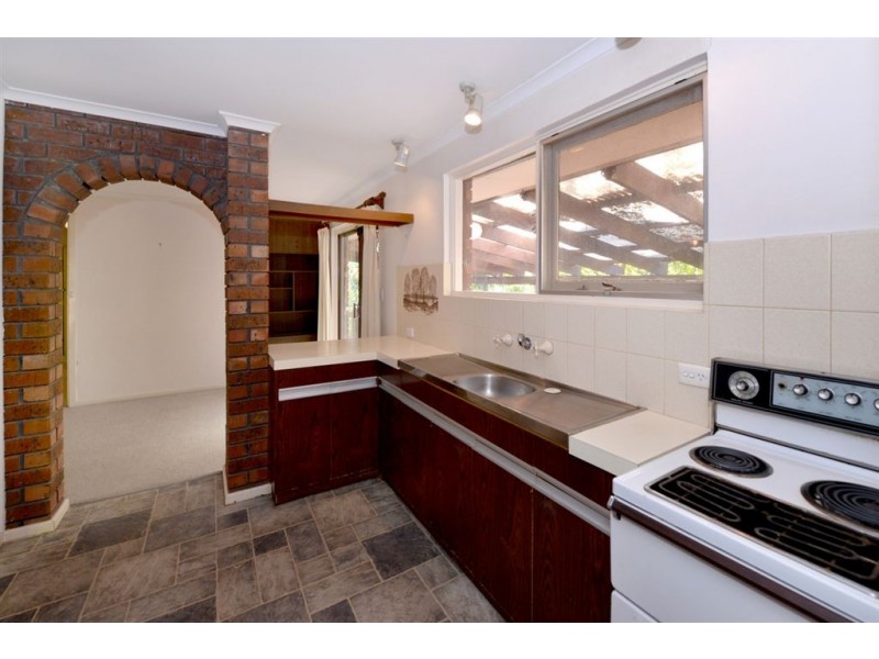 12 Woodburn Avenue, Hawthorndene SA 5051