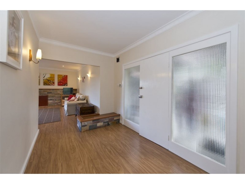 33 Diosma Drive, Coromandel Valley SA 5051