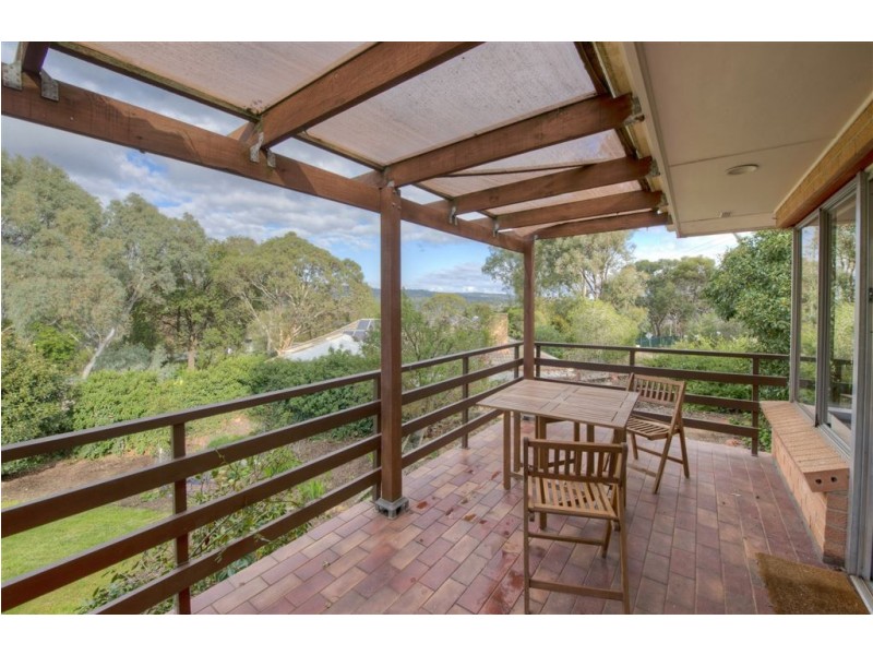 33 Diosma Drive, Coromandel Valley SA 5051