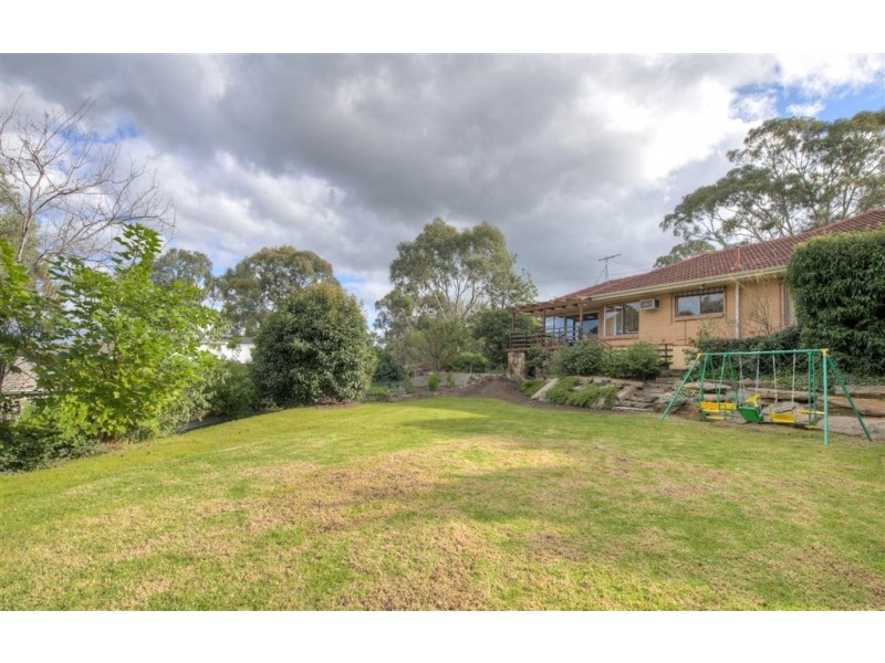 33 Diosma Drive, Coromandel Valley SA 5051