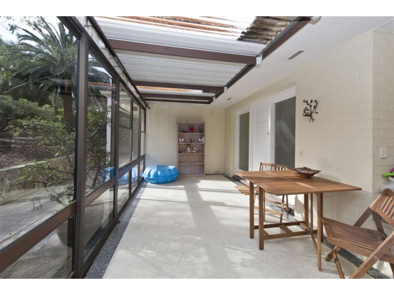 33 Diosma Drive, Coromandel Valley SA 5051