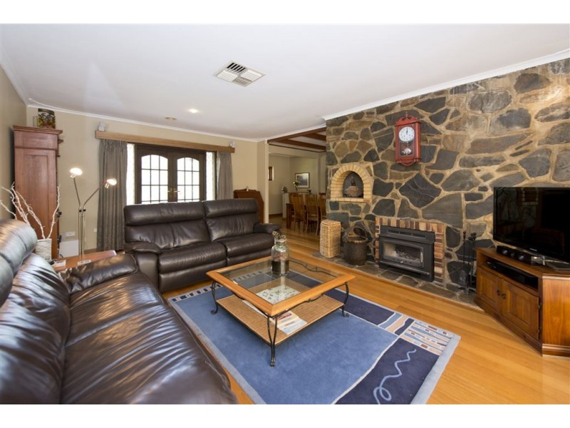 28 Meadow Avenue, Hawthorndene SA 5051
