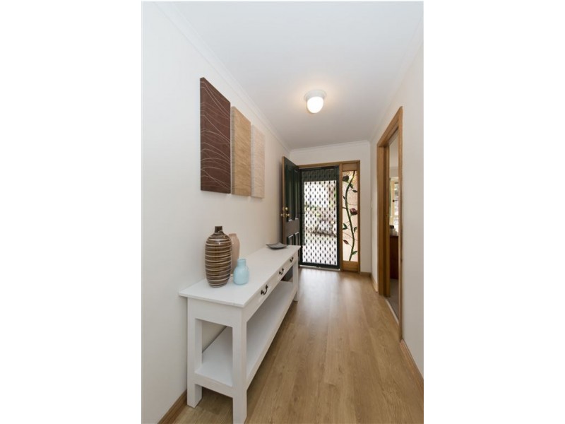 39 Emerald Street, Flagstaff Hill SA 5159