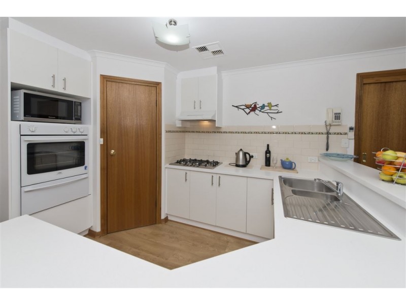 39 Emerald Street, Flagstaff Hill SA 5159