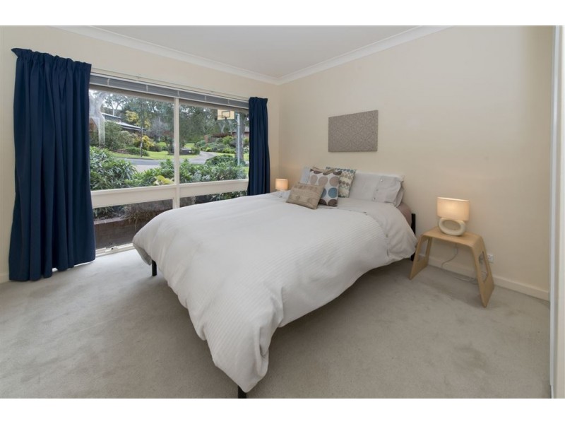 20 Thorngate Drive, Belair SA 5052