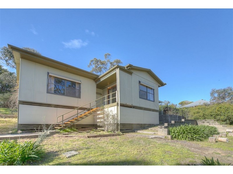 9 Mountain Road, Eden Hills SA 5050