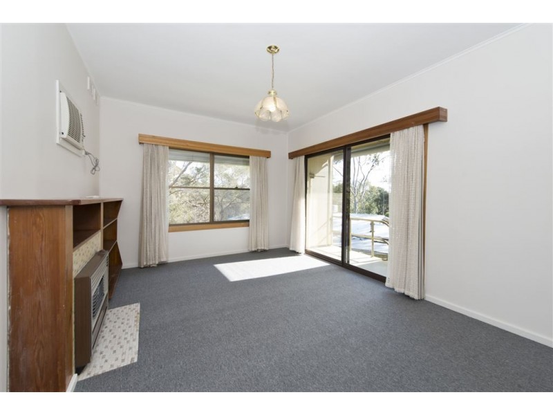 9 Mountain Road, Eden Hills SA 5050