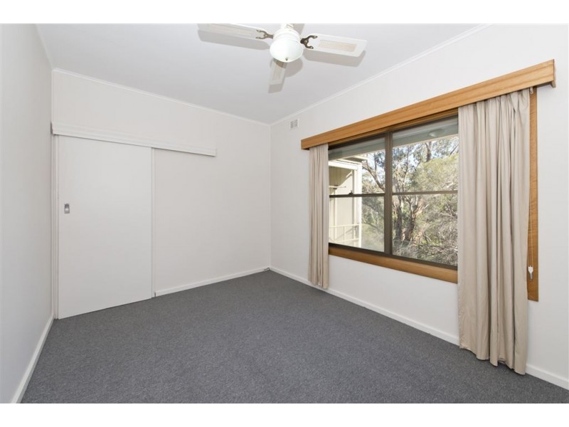 9 Mountain Road, Eden Hills SA 5050