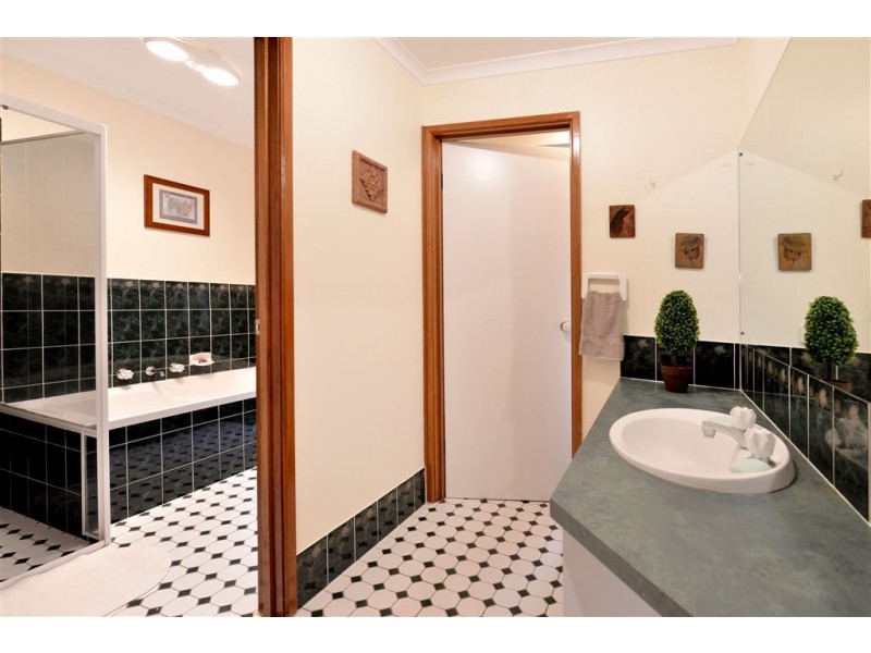 21 Ashby  Avenue, Blackwood SA 5051