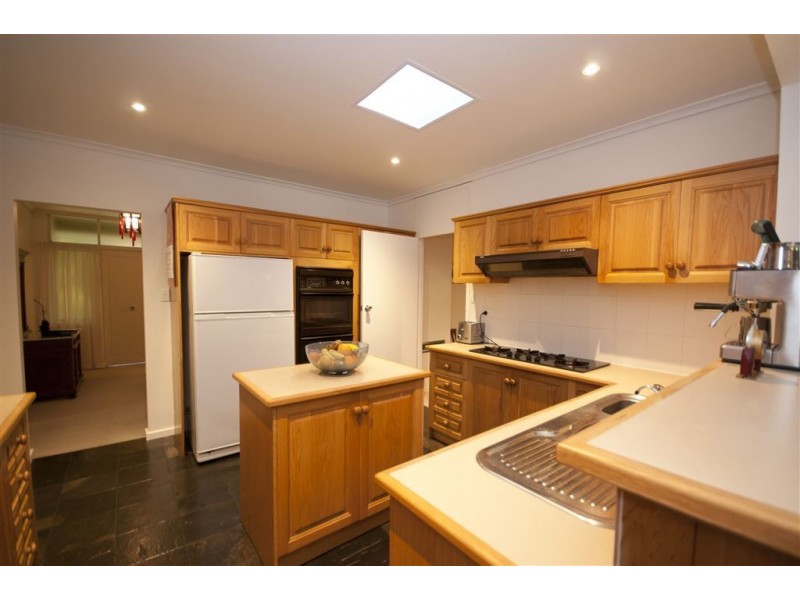 12 Grevillea Way, Belair SA 5052