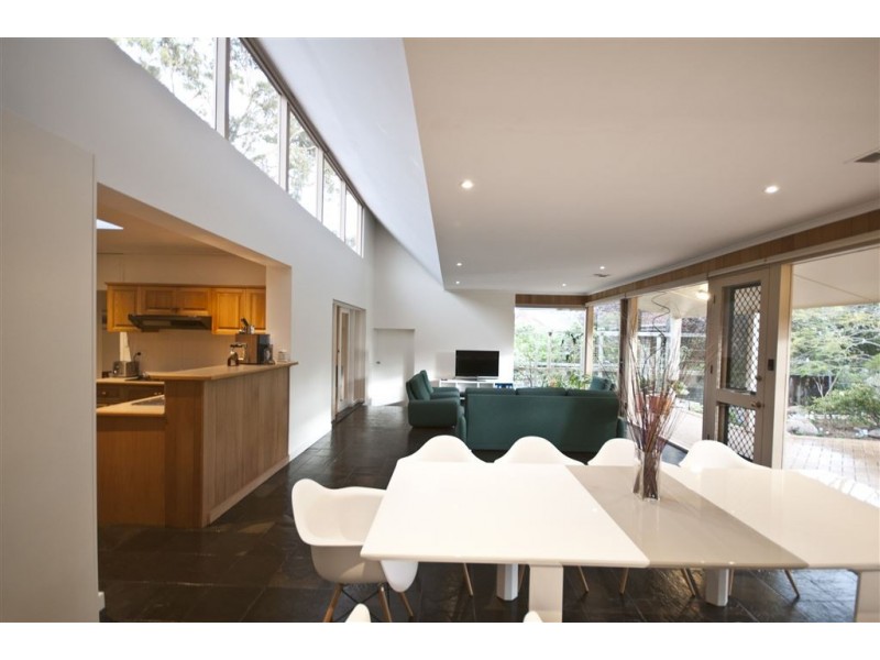 12 Grevillea Way, Belair SA 5052