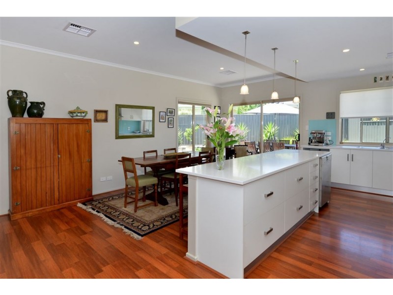 10 Rogerson Circuit, Craigburn Farm SA 5051