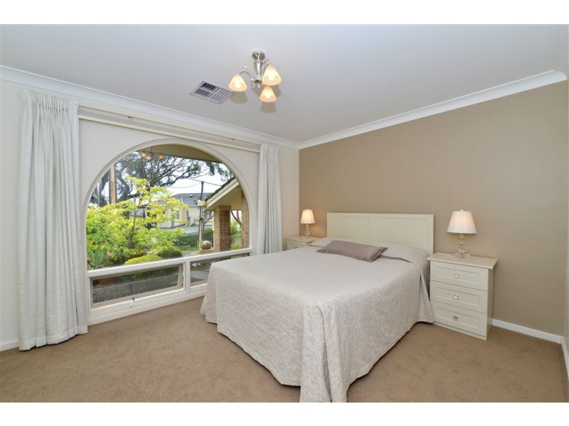 72 Hillcrest Drive, Eden Hills SA 5050