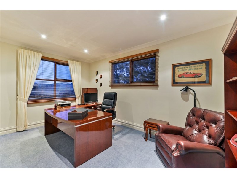 29 Blackwood Park Boulevard, Craigburn Farm SA 5051