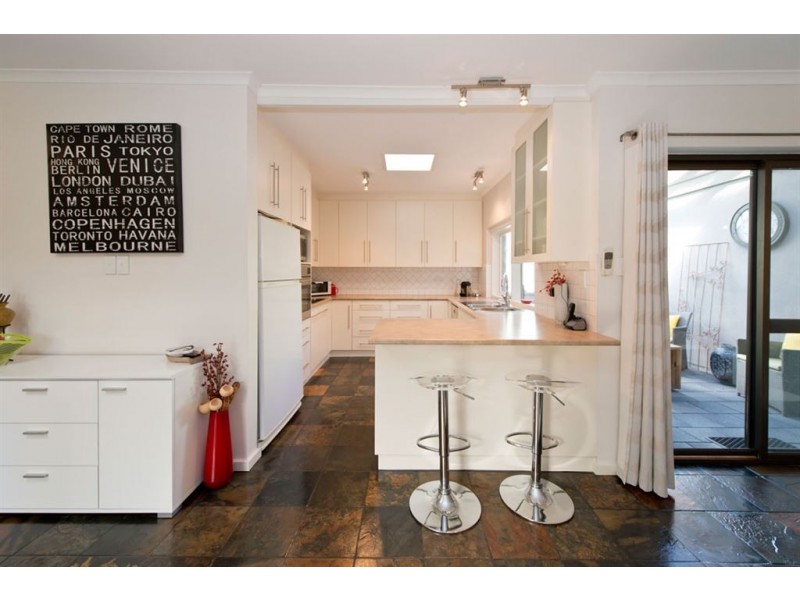 6 Nicolle Drive, Coromandel Valley SA 5051