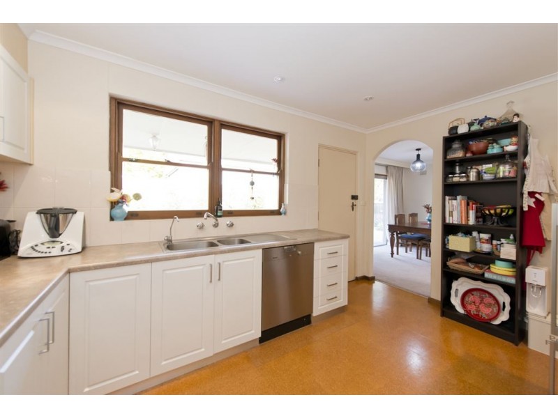 84 Ridgway Drive, Flagstaff Hill SA 5159