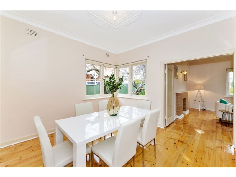 17 Lewis Avenue, Glen Osmond SA 5064