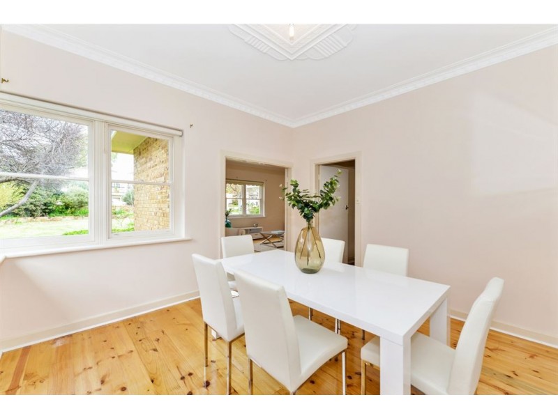 17 Lewis Avenue, Glen Osmond SA 5064