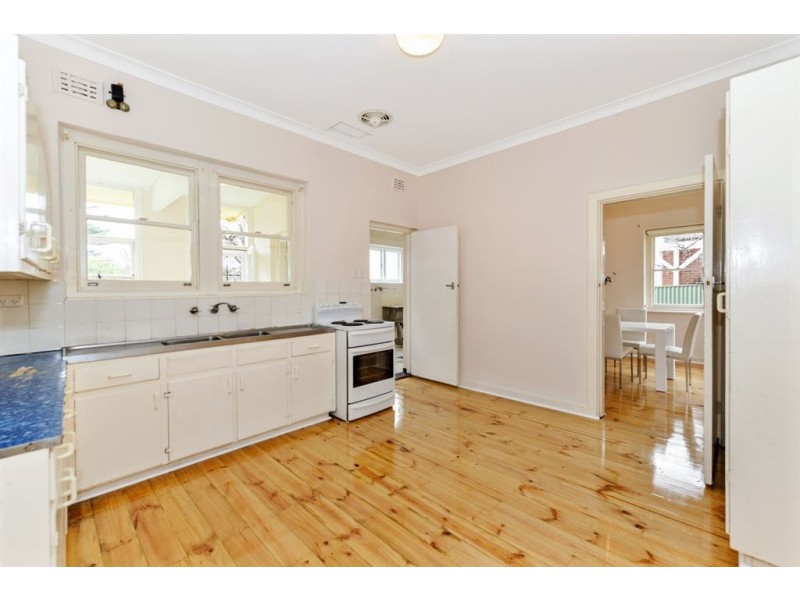 17 Lewis Avenue, Glen Osmond SA 5064