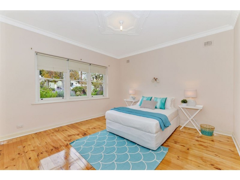 17 Lewis Avenue, Glen Osmond SA 5064