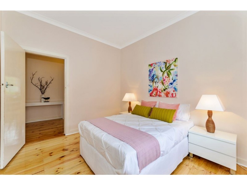 17 Lewis Avenue, Glen Osmond SA 5064