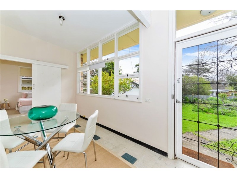 17 Lewis Avenue, Glen Osmond SA 5064