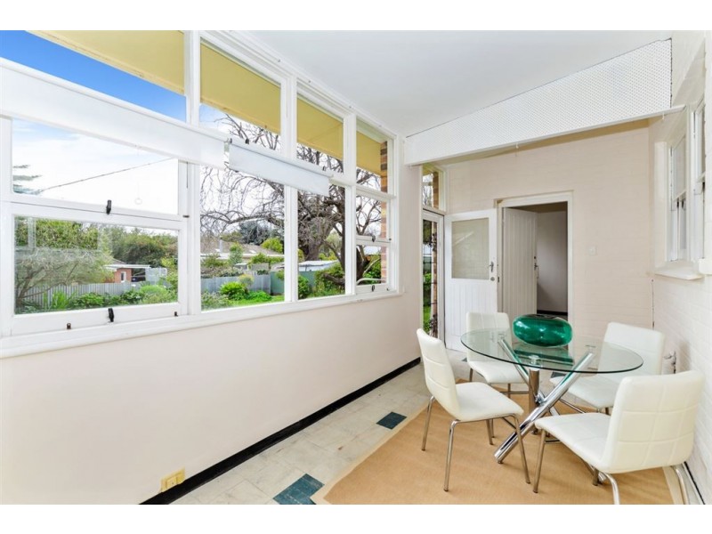 17 Lewis Avenue, Glen Osmond SA 5064