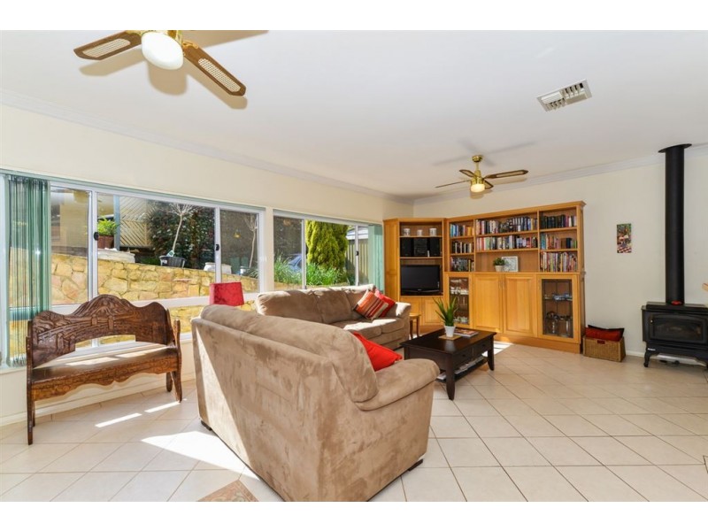 14 Shaftsbury Street, Eden Hills SA 5050