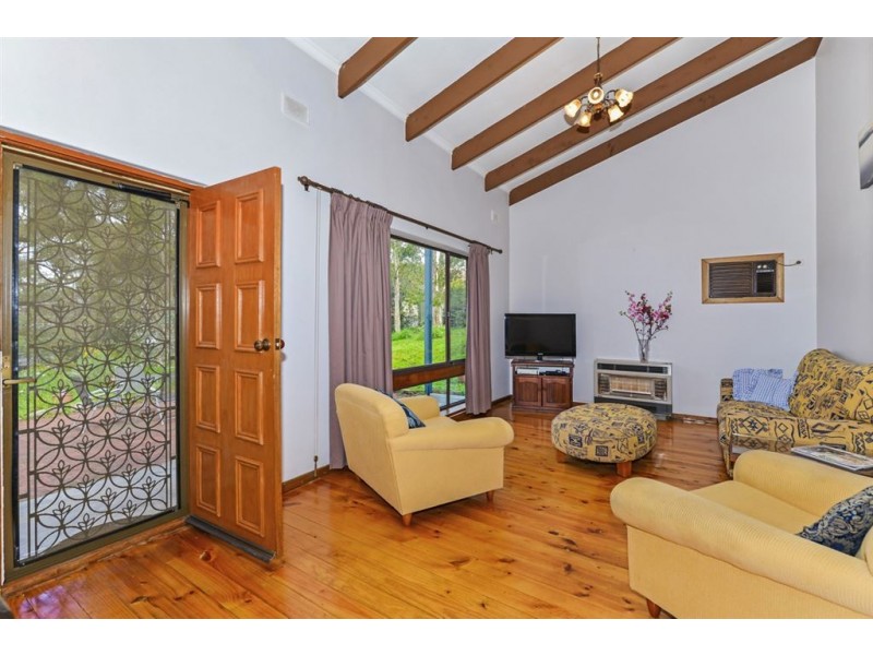 21 Roseberry Avenue, Eden Hills SA 5050