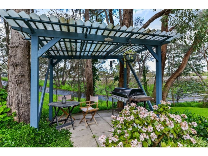 21 Roseberry Avenue, Eden Hills SA 5050