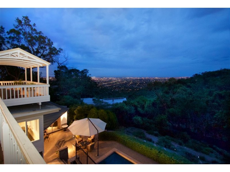 10 Centre Way, Belair SA 5052