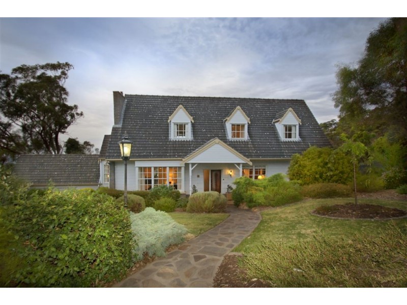 10 Centre Way, Belair SA 5052