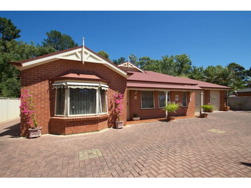 8 Kristen Court, Coromandel Valley SA 5051