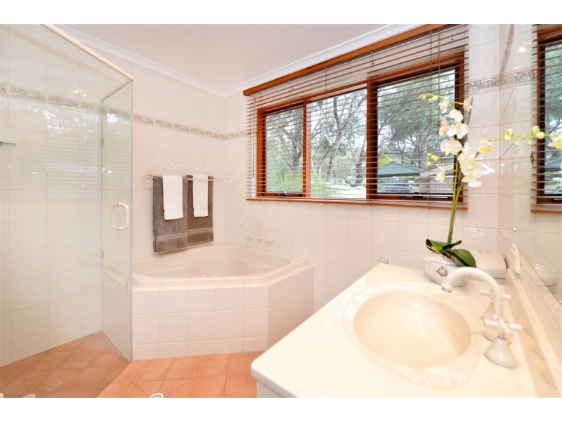 27 Gorge Road, Bellevue Heights SA 5050