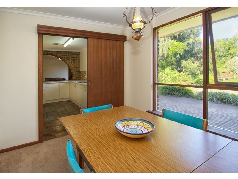 96 Sunnymeade Drive, Aberfoyle Park SA 5159